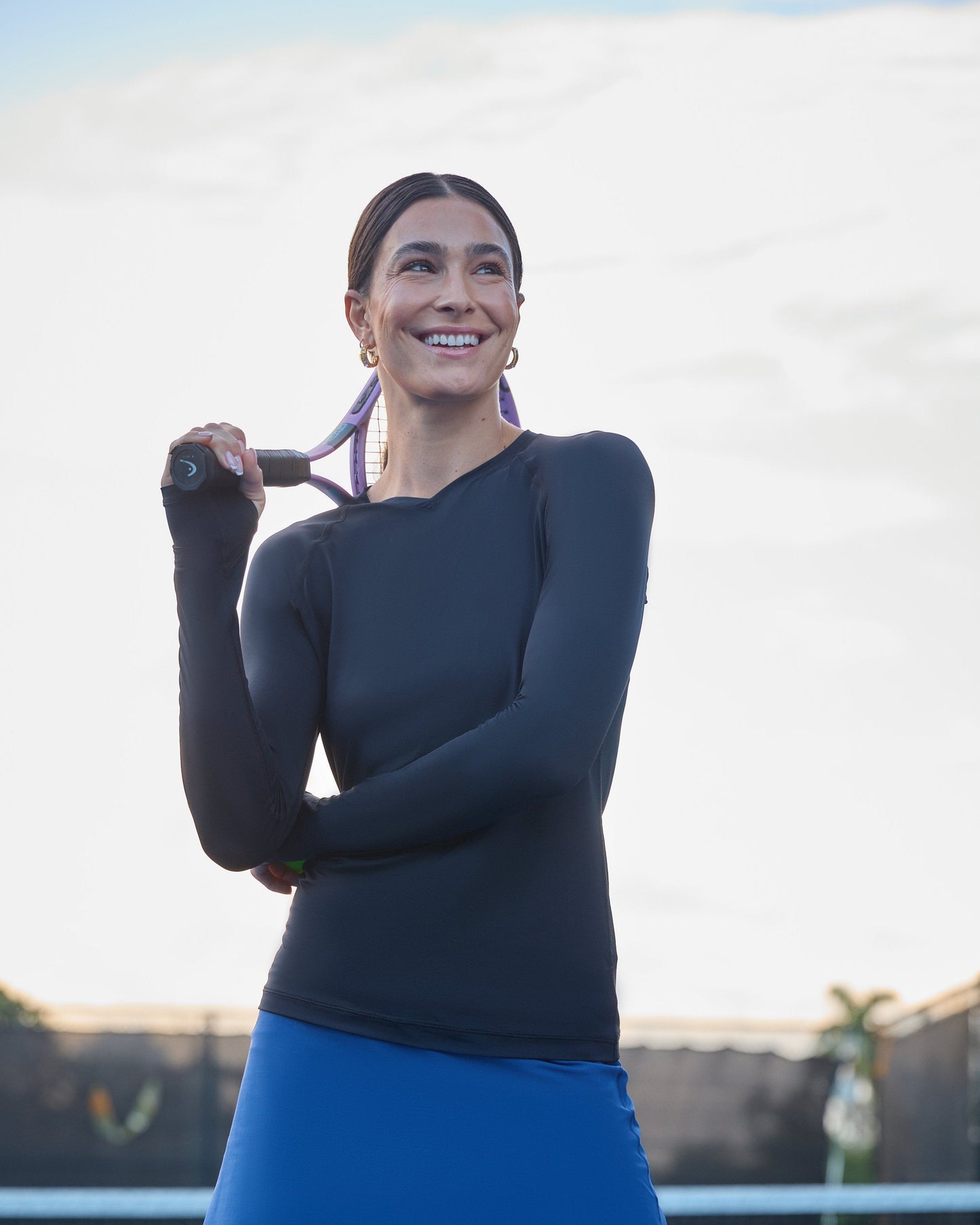 WOMEN'S ACTIVE V-NECK (2002)