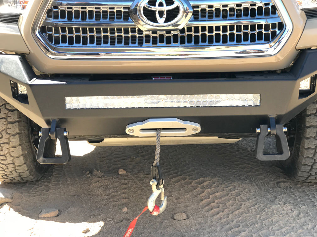 MEGA D-RING BLACK (SINGLE)