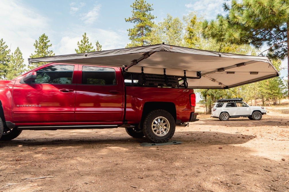 SKY RIDGE 270XL AWNING DRIVER SIDE WITH MOUNTING BRACKETS