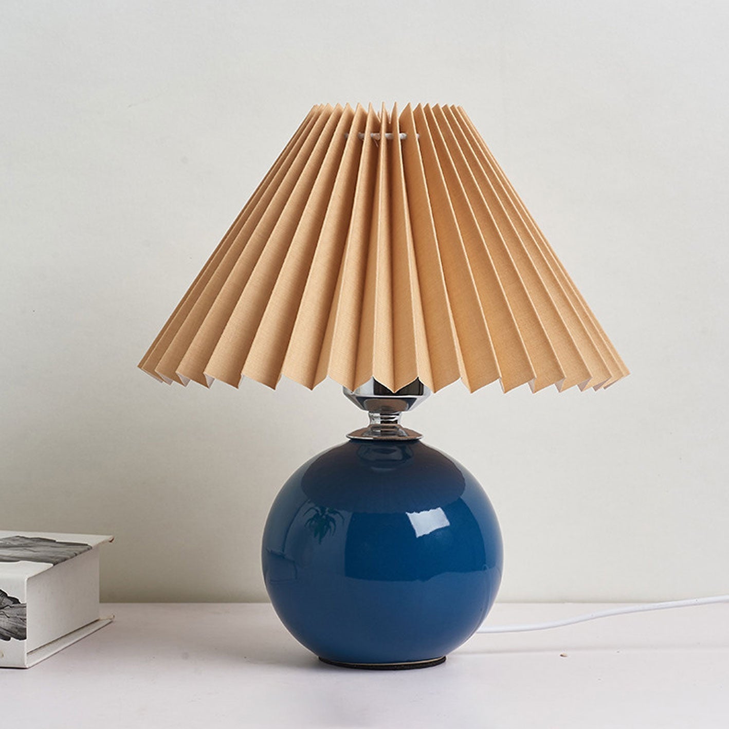 Nordic Ceramic Table Lamp With Pleated Fabric Shade