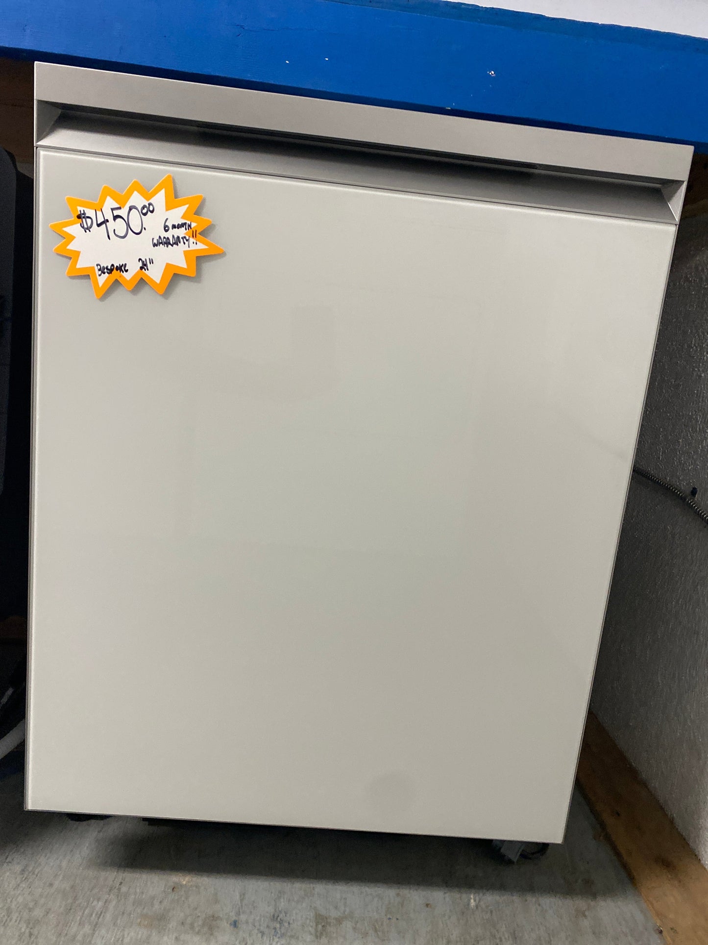 Samsung “white” Bespoke 24” Top-Control Dishwasher w/ 3rd Rack