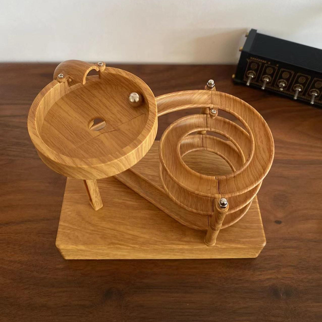 Elegant Newtons Cradle Desk Decor-C2MO