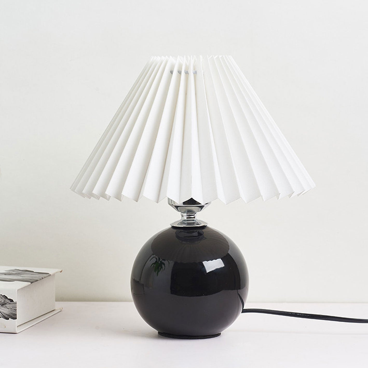 Nordic Ceramic Table Lamp With Pleated Fabric Shade