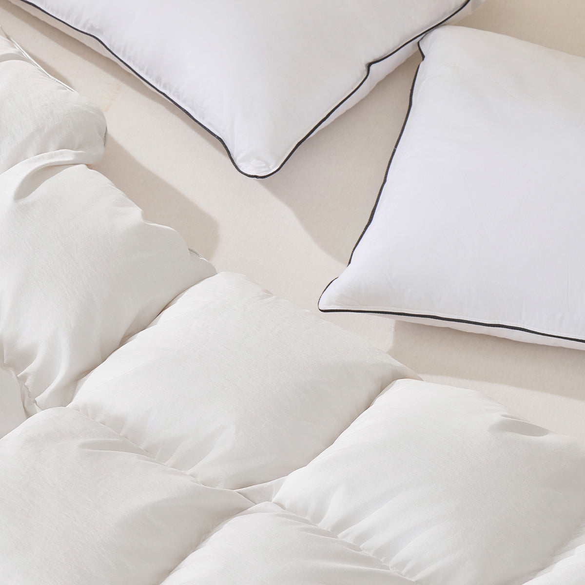 Rose Silent™ Smooth Goose Down Duvet Insert For Deep Sleep