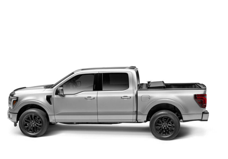 BAK 2022+ Toyota Tundra 5.5ft Bed BAKFlip MX4 Bed Cover