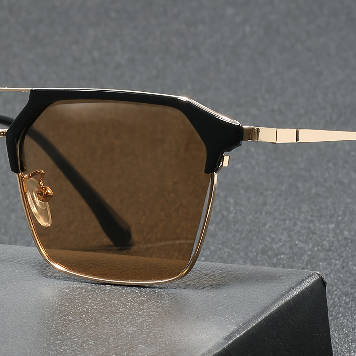 Unisex Photochromic Glasses with Full Frame - TJR8Q5M