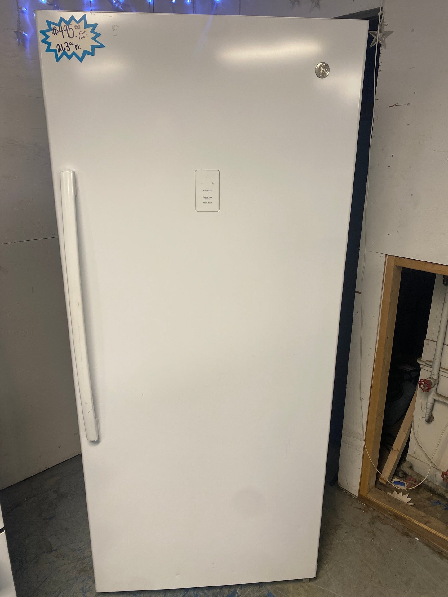 GE 21.3 cu. ft. Upright Freezer
