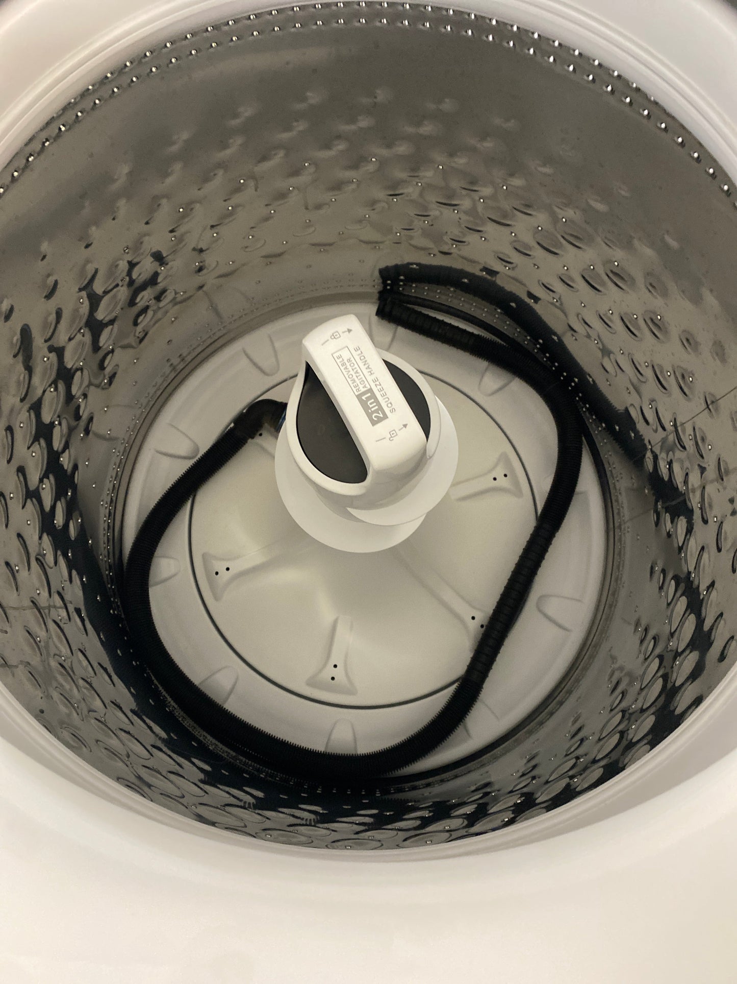 Whirlpool Washer w/ Removable agitator & 7.0 cu. ft. Natural Gas Dryer Set