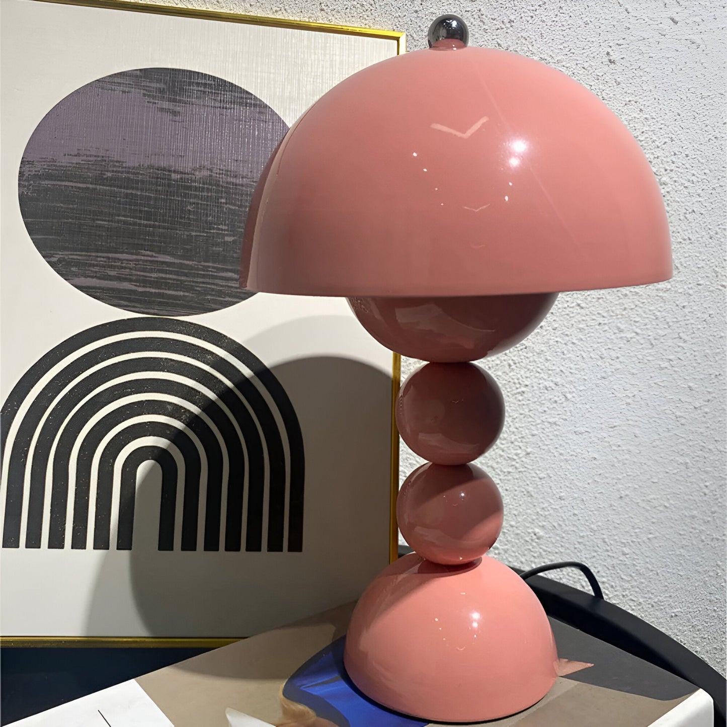 Wireless Bud Table Lamp With Stacked Sphere Base