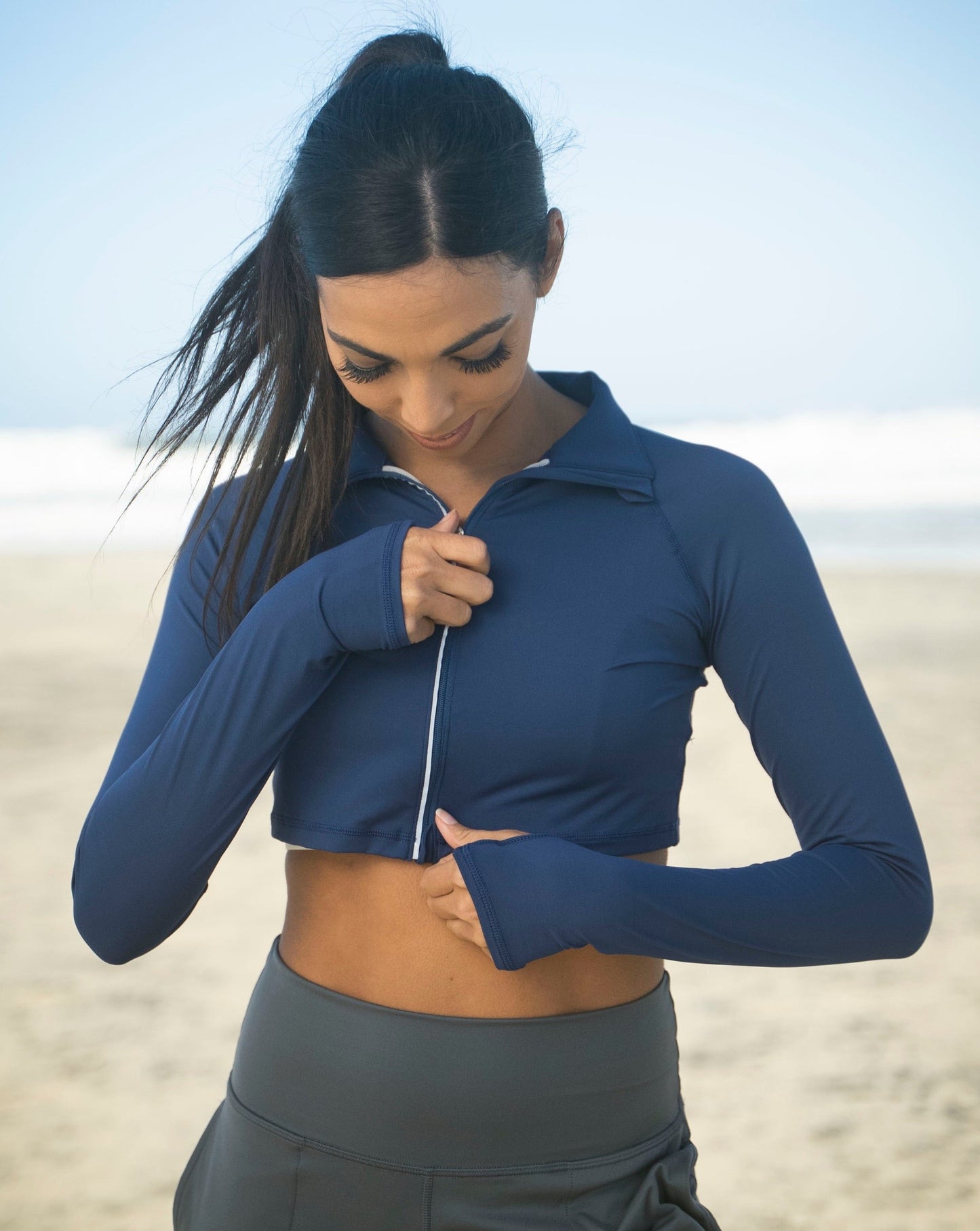 WOMEN'S FULL ZIP CROP TOP (4010)