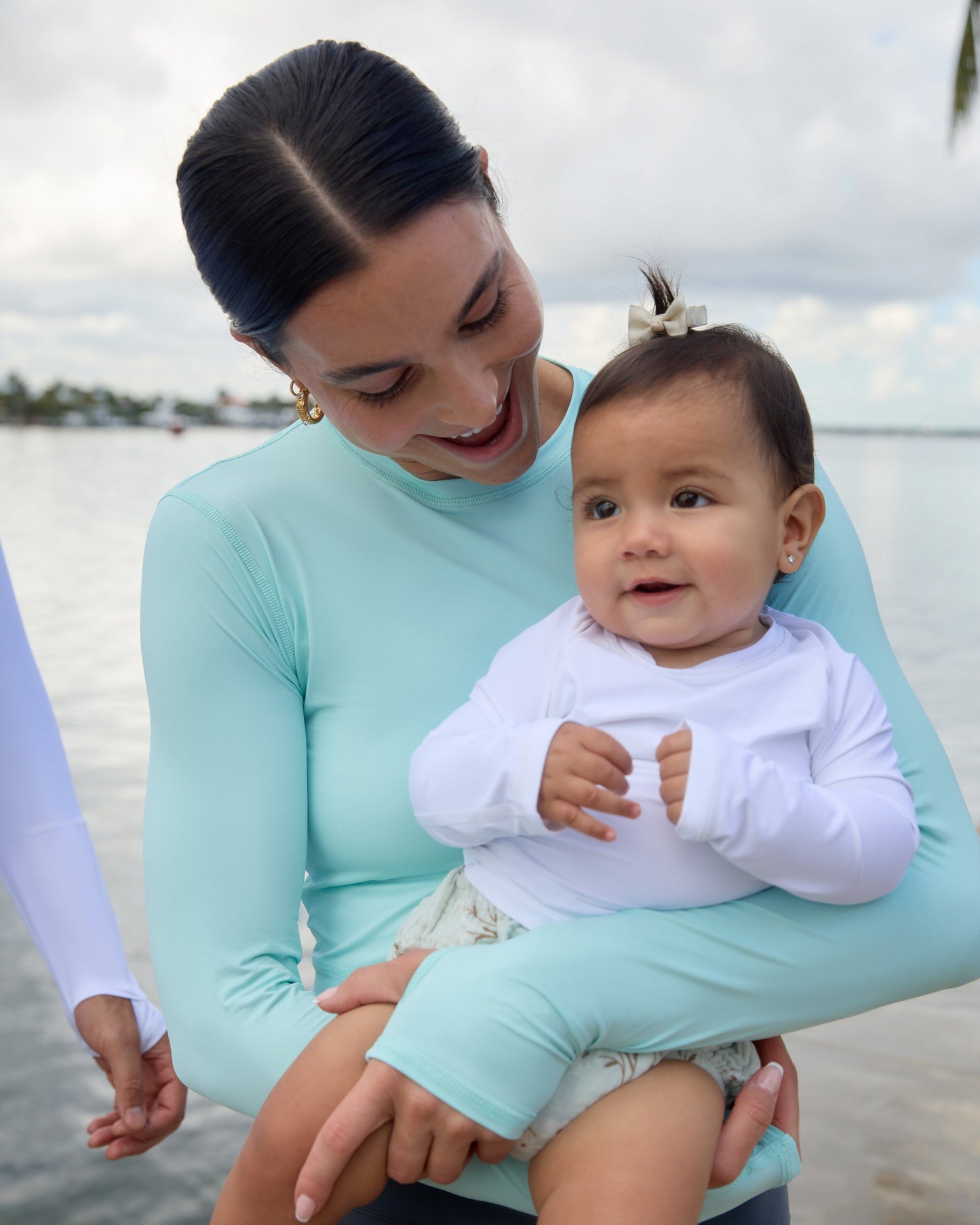 BABY'S CREW NECK TOP (1005B)