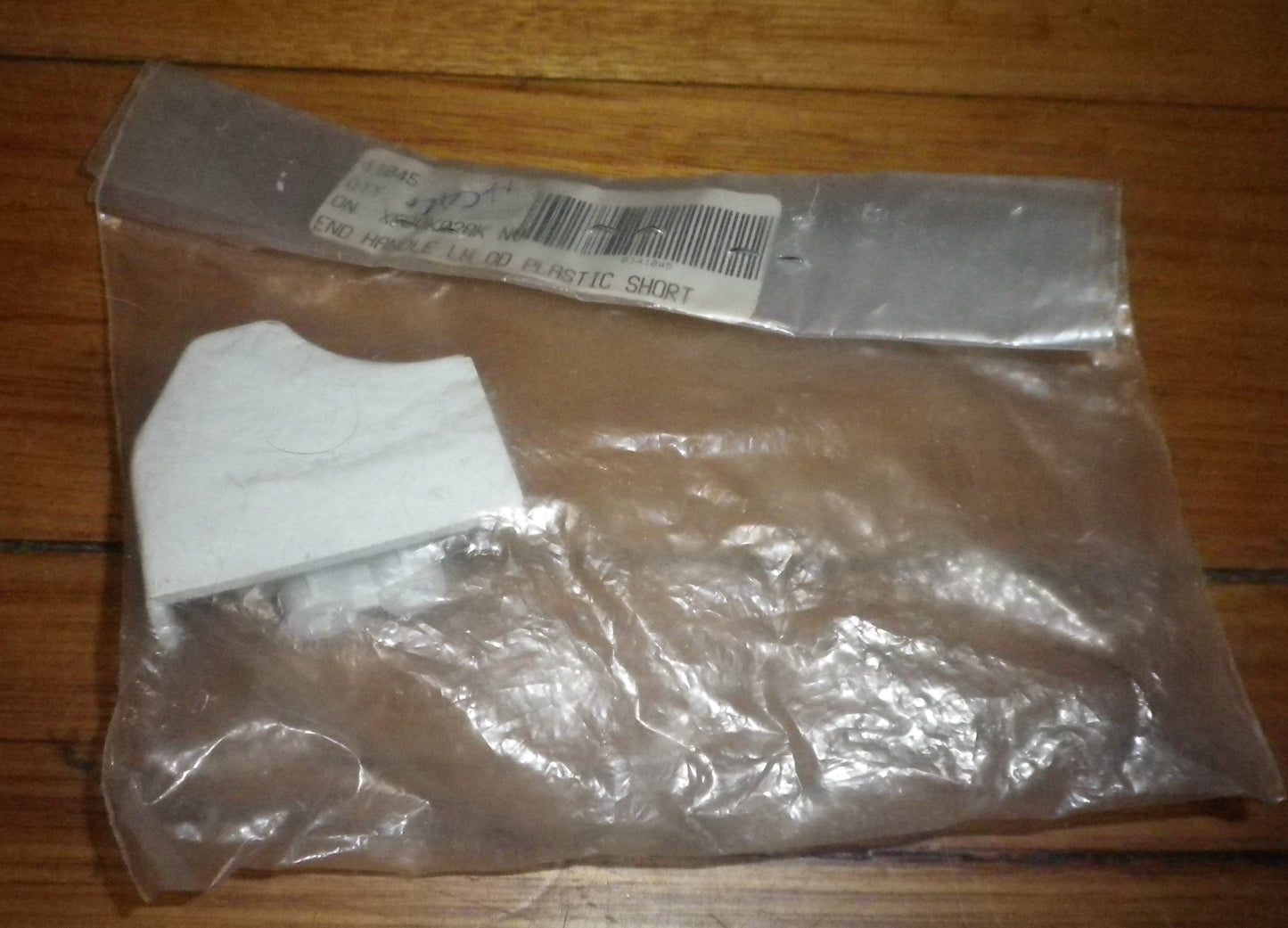 Chef Short White Lefthand Oven Handle End - Part No. 41045