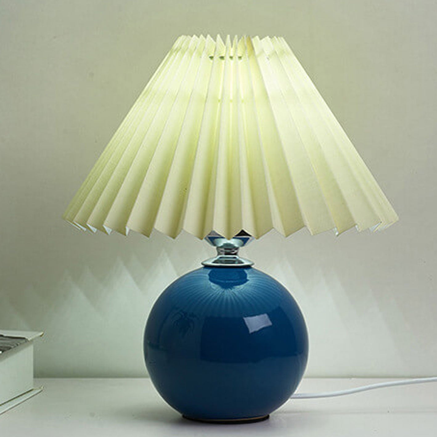 Nordic Ceramic Table Lamp With Pleated Fabric Shade