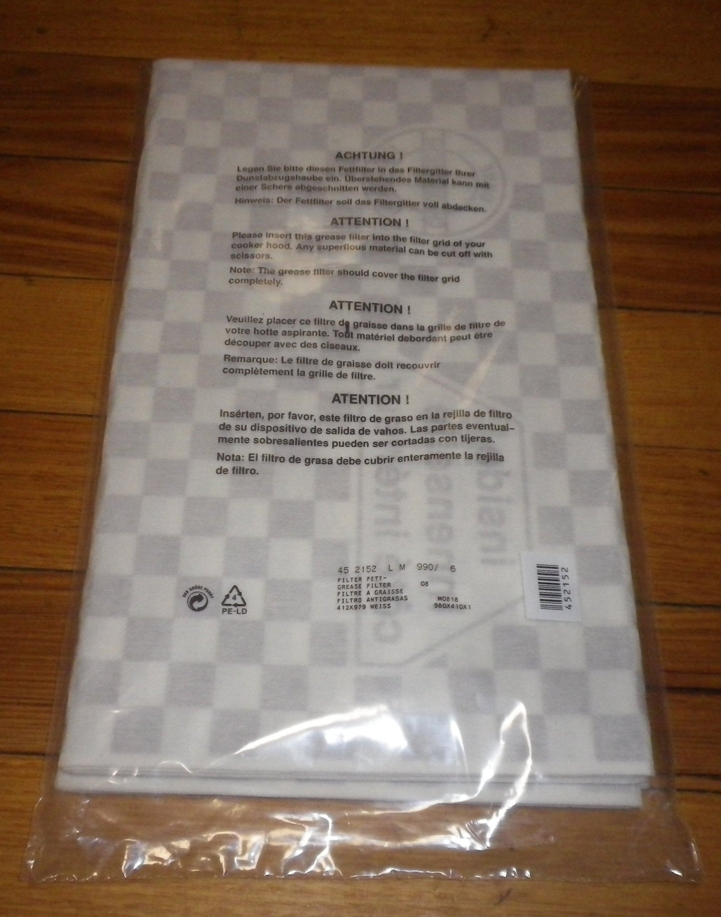 Bosch Early Rangehood Grease Filter Material 42cm x 98cm (6 sheets) - Part # 452152