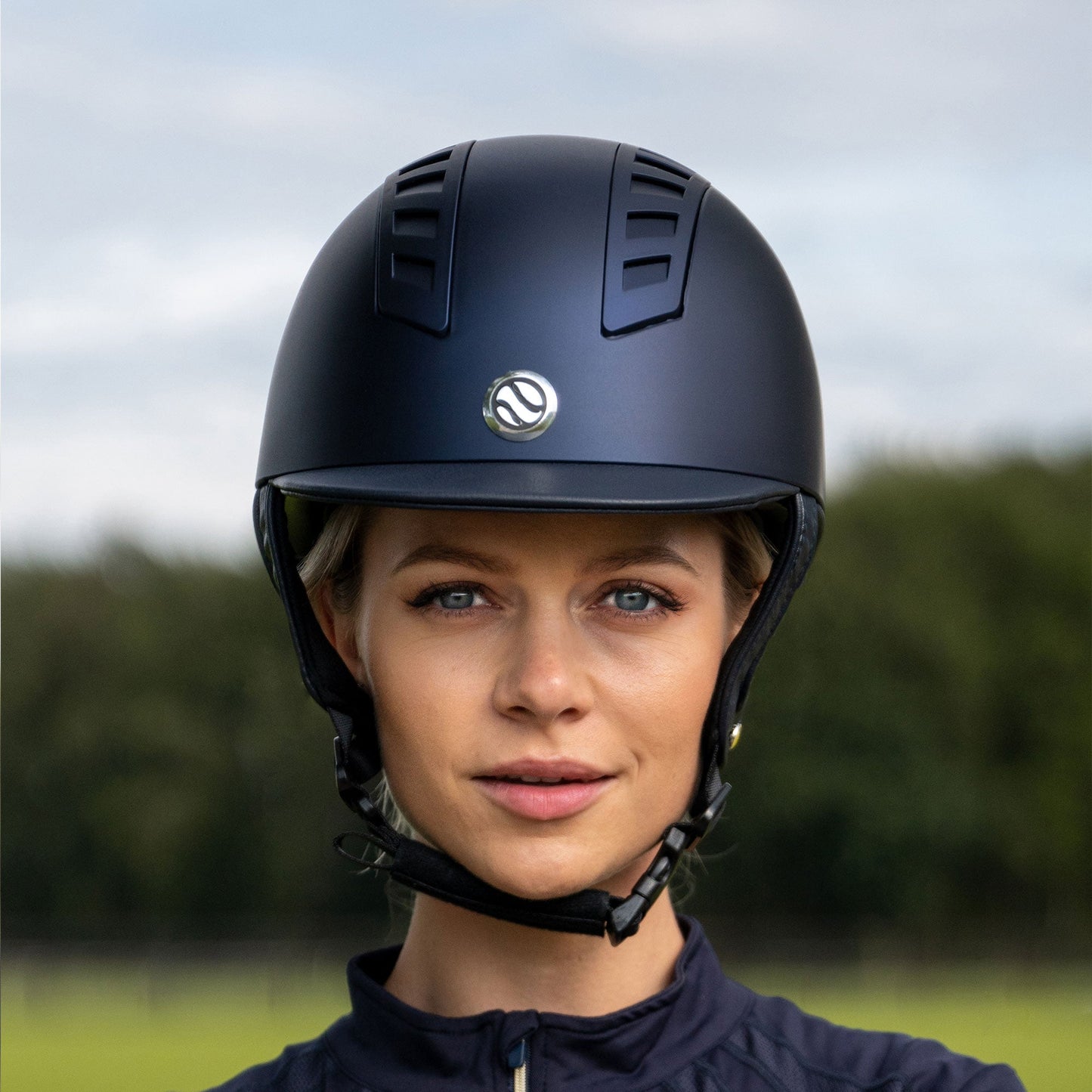 EQ3 Smooth Top Riding Helmet