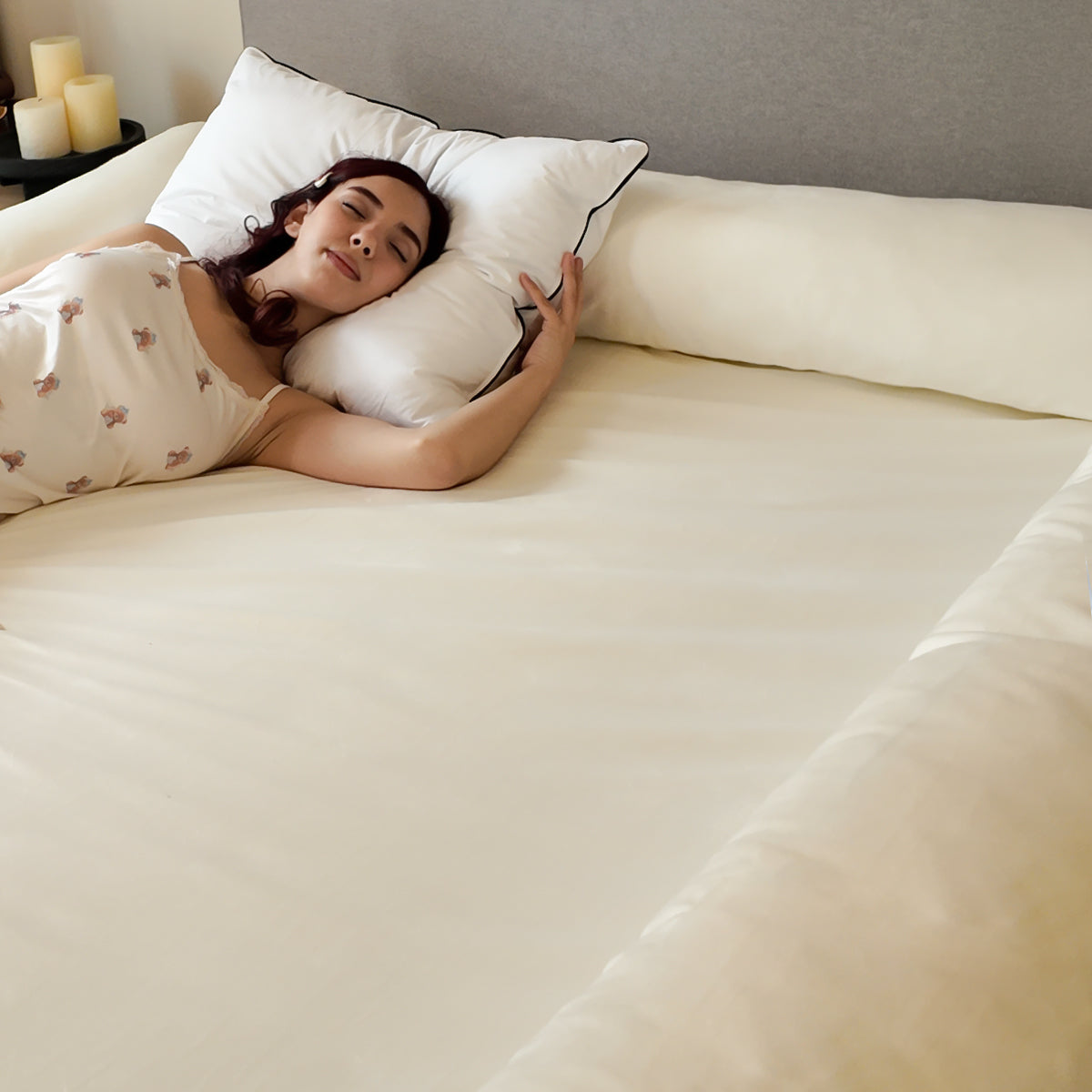 The PuffyNest™ Bordered Bed Sheet