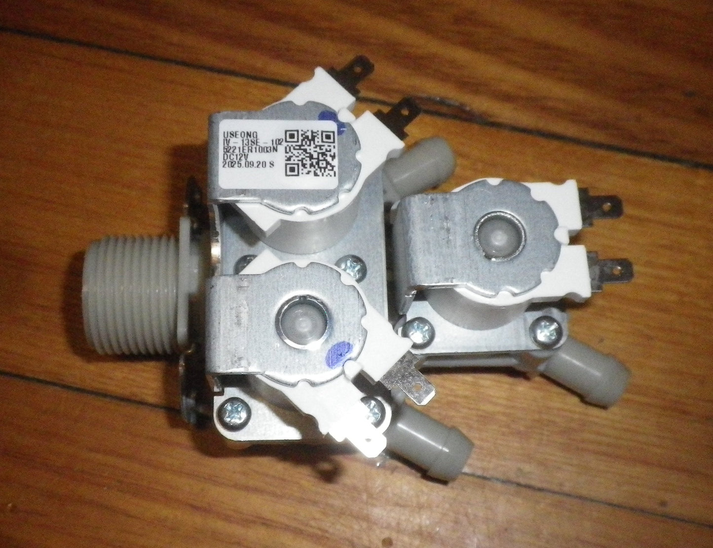 LG WXL-1014 Triple Outlet 10mm Straight Inlet Valve - Part # 5221ER1003N