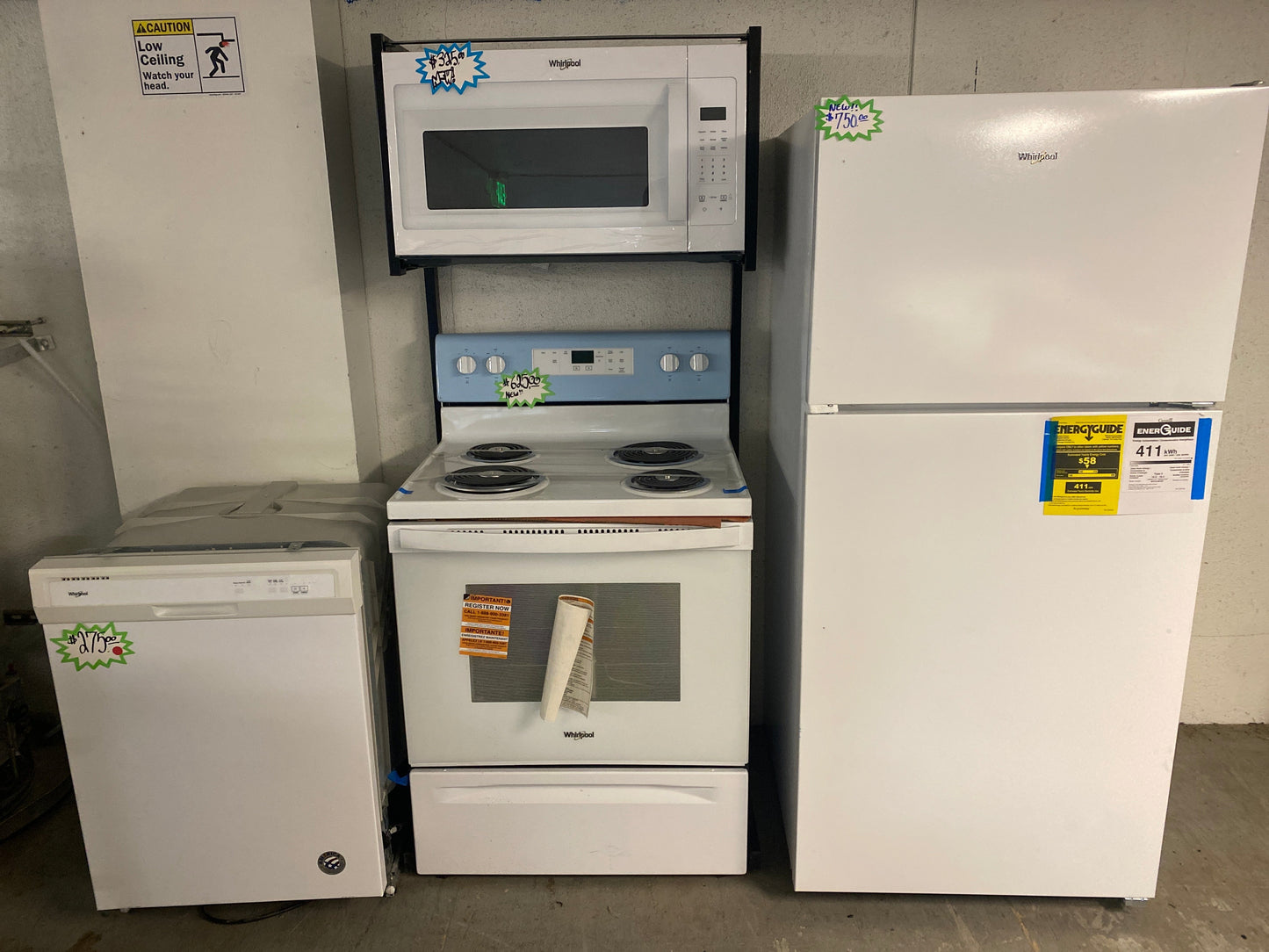 Whirlpool White Kitchen Set