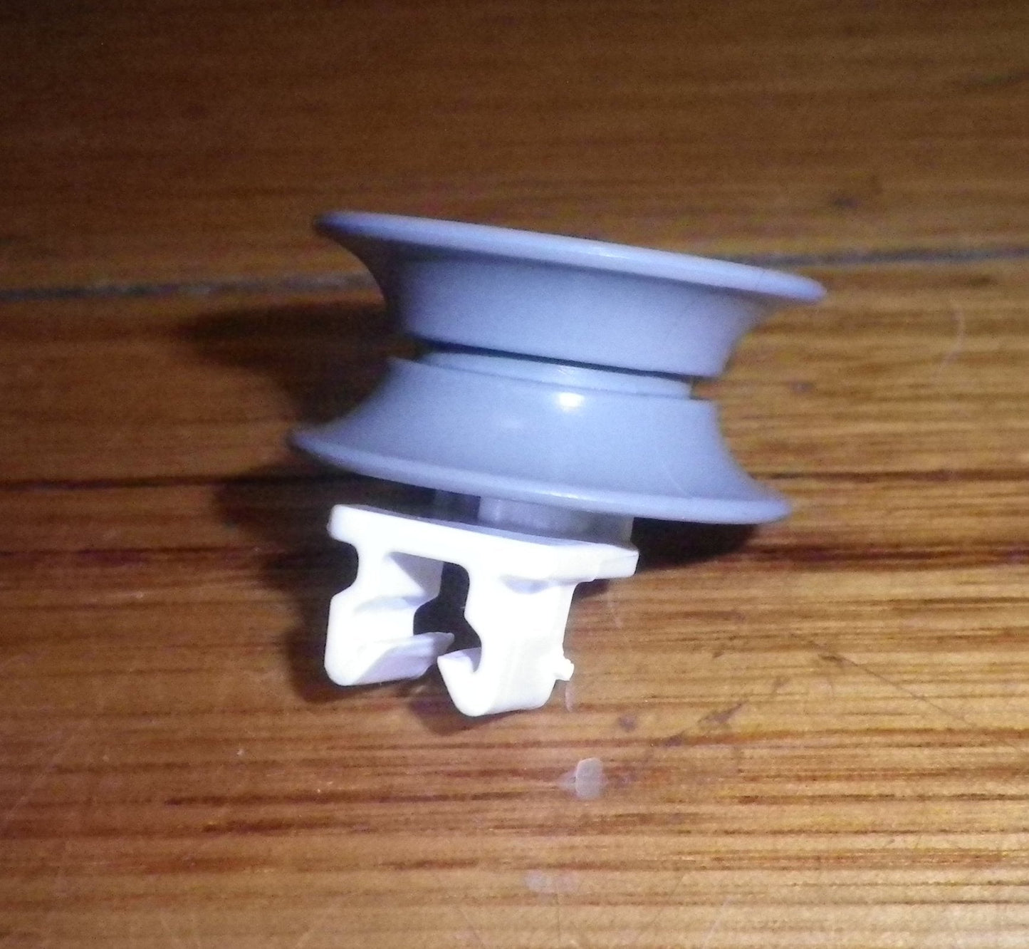 Bosch SMU Series Compatible Dishwasher Upper Basket Wheel - Part # 611666NG