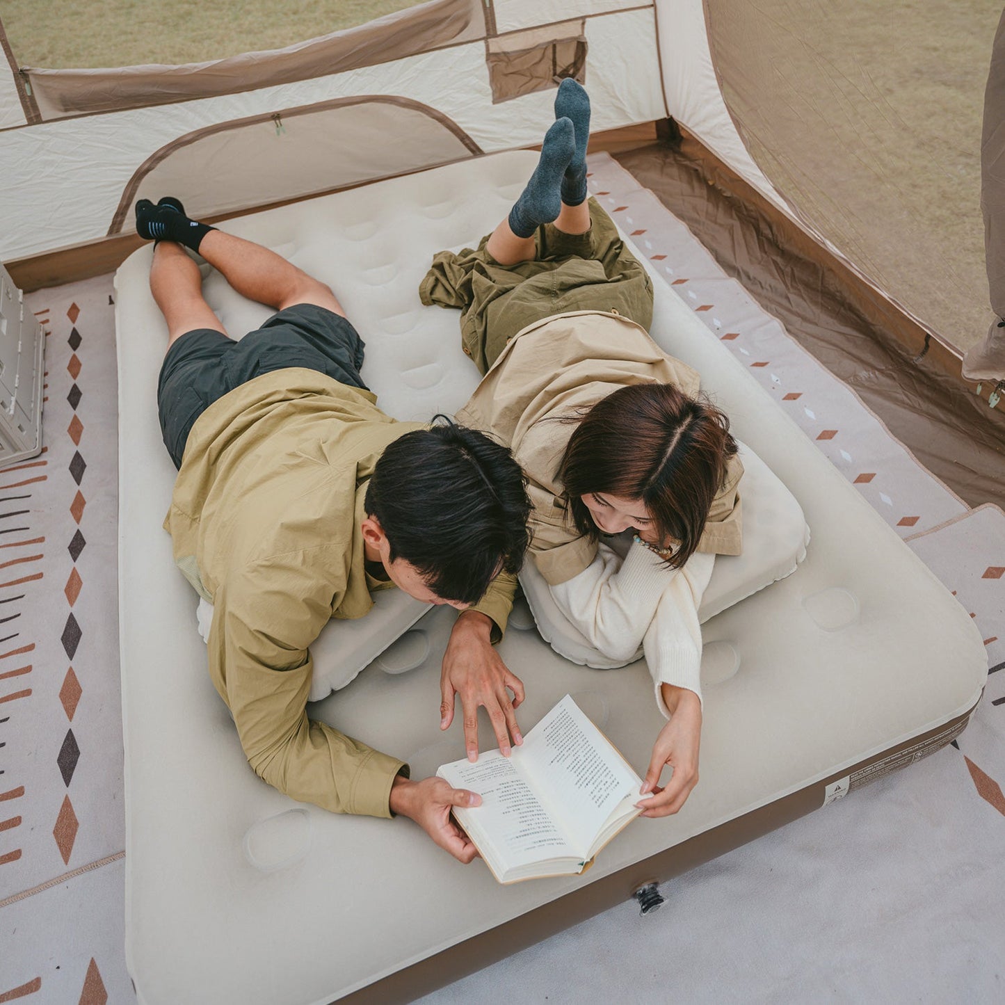 Naturehike SUN BEAUTY PVC Air Mattress Bed Outdoor Portable Moisture-proof Skin-Friendly Camping Sleeping Mat Pad 20CM Double Queen 300kg Max Load