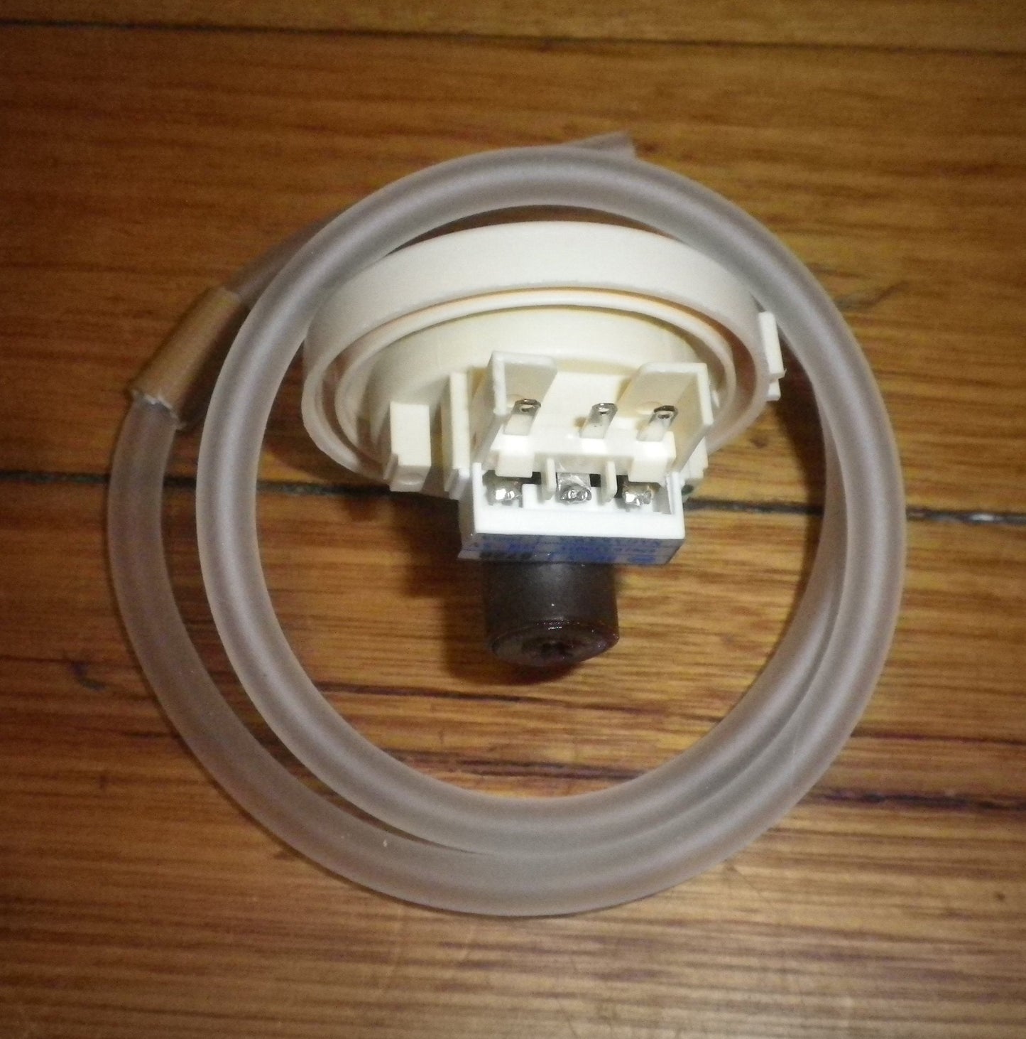 LG Top Loader Washing Machine Compatible Pressure Switch - Part # 6501EA1001C