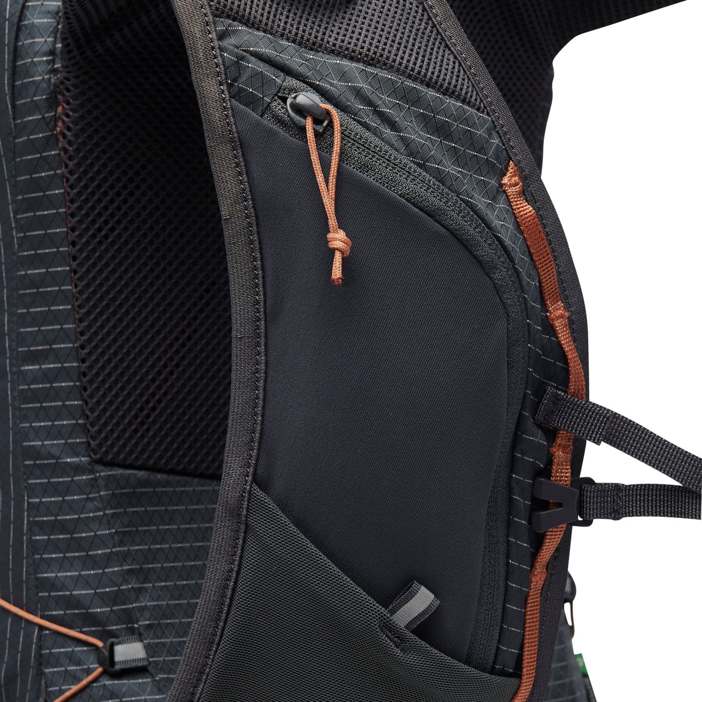 Pursuit 15 Backpack - Past Season