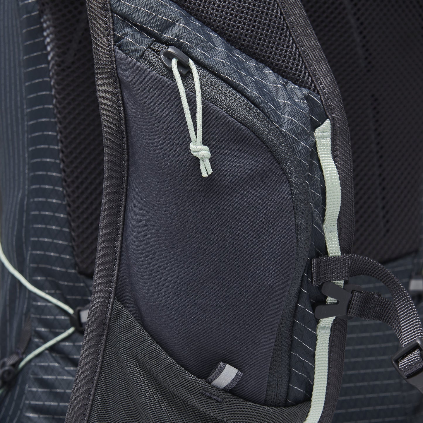 Women's Pursuit 15 Backpack - Past Season
