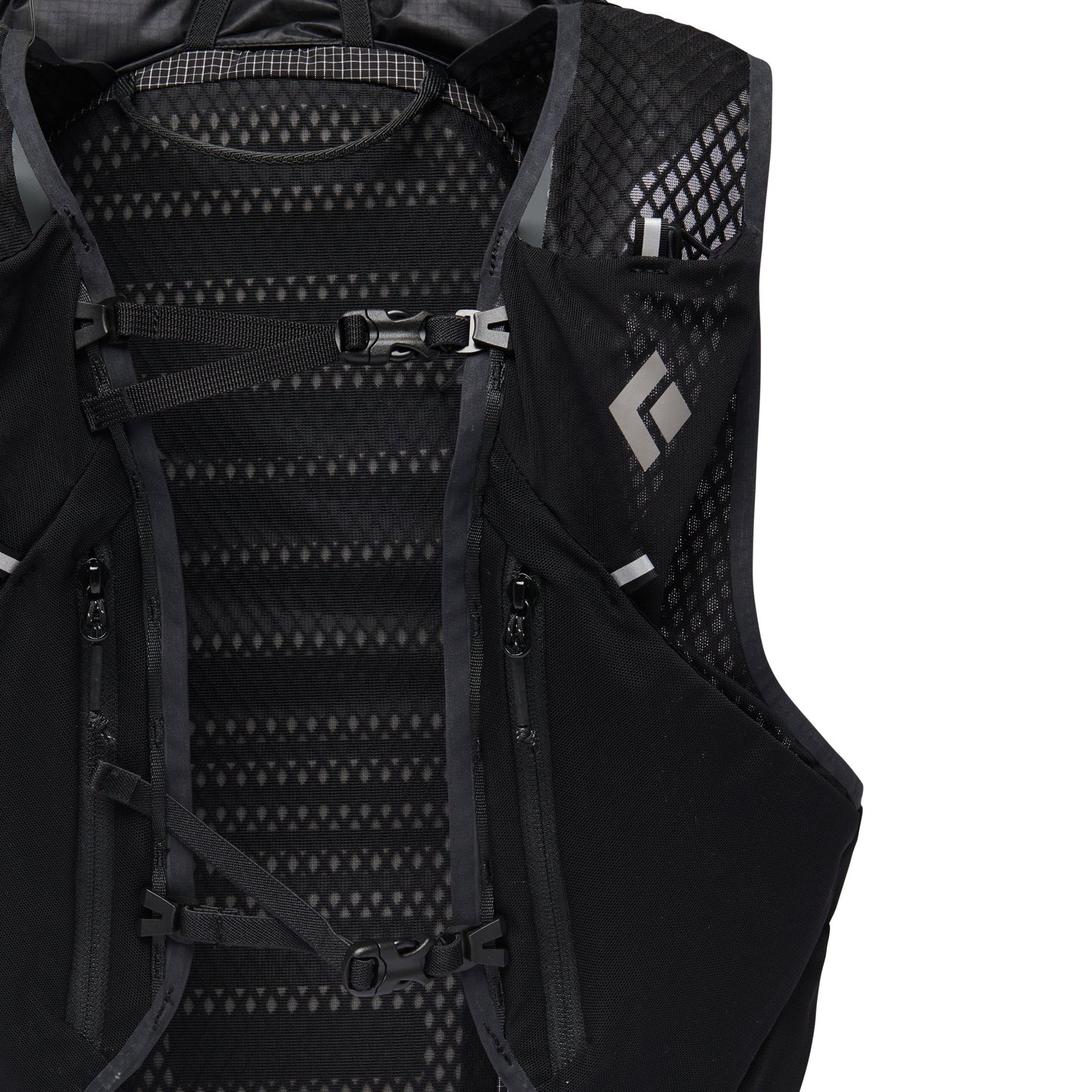 Distance 22 Backpack - Past Season