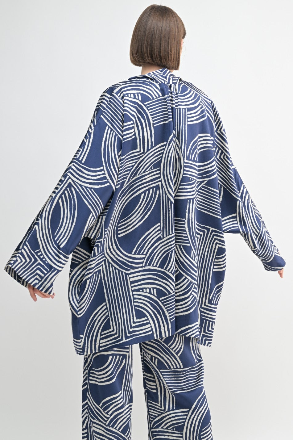 Serenity Abstract Print Kimono