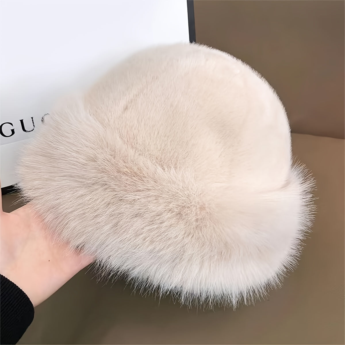 Women's Luxurious Faux Fur Bucket Hat - DJ20