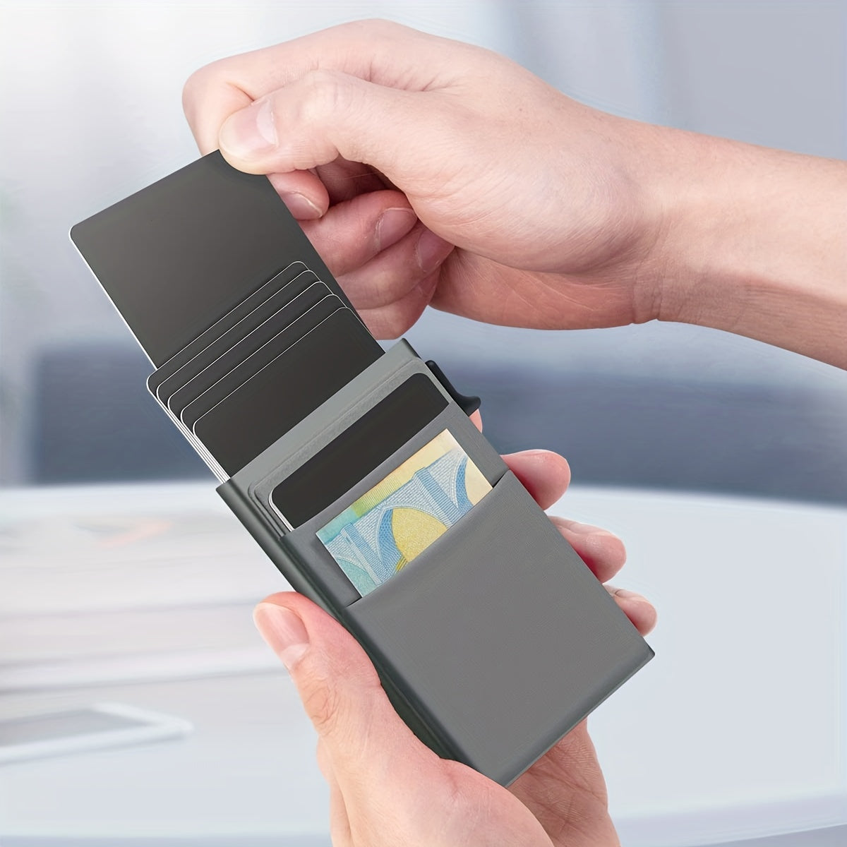 Metal RFID Blocking Card Holder- HMT24CH