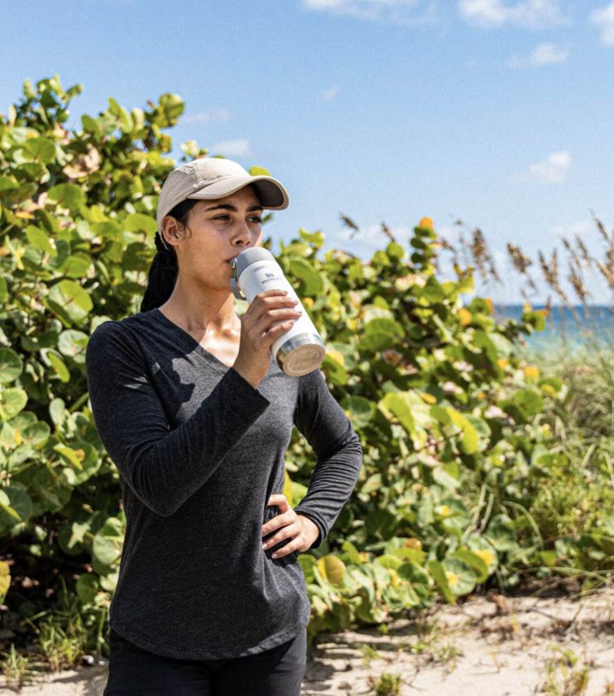 Stanley 17Oz Classic Flip Straw Wtr Btl Guava