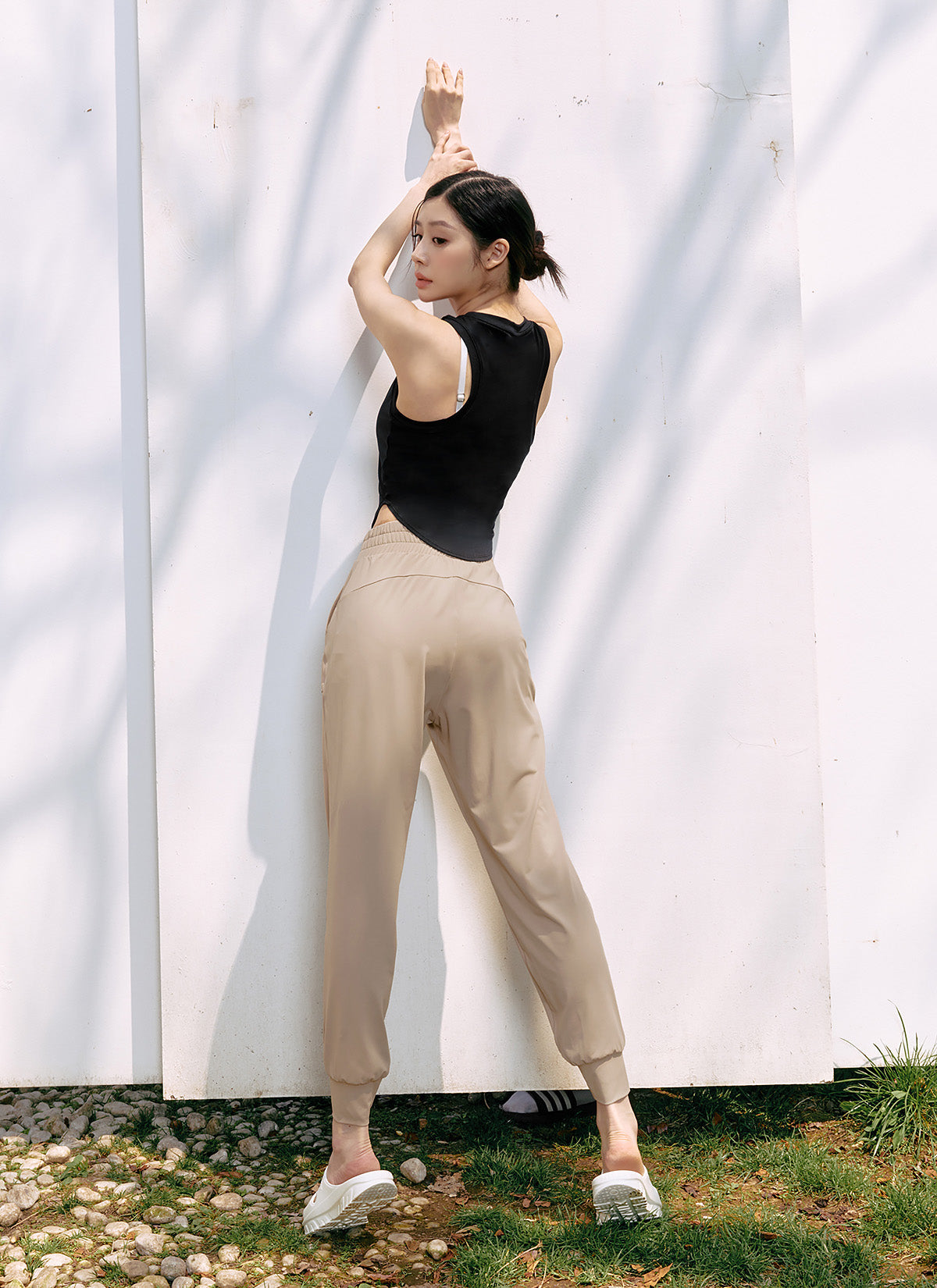 [Only New Member]Medium Feather In-Band Jogger Pants
