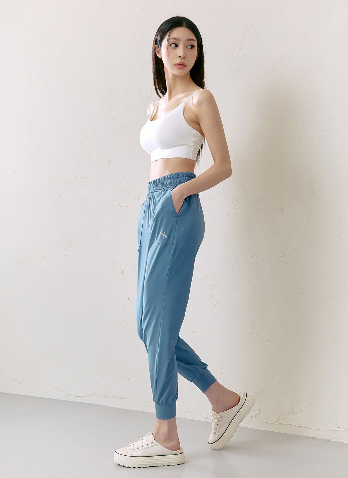 [Only New Member]Medium Feather In-Band Jogger Pants