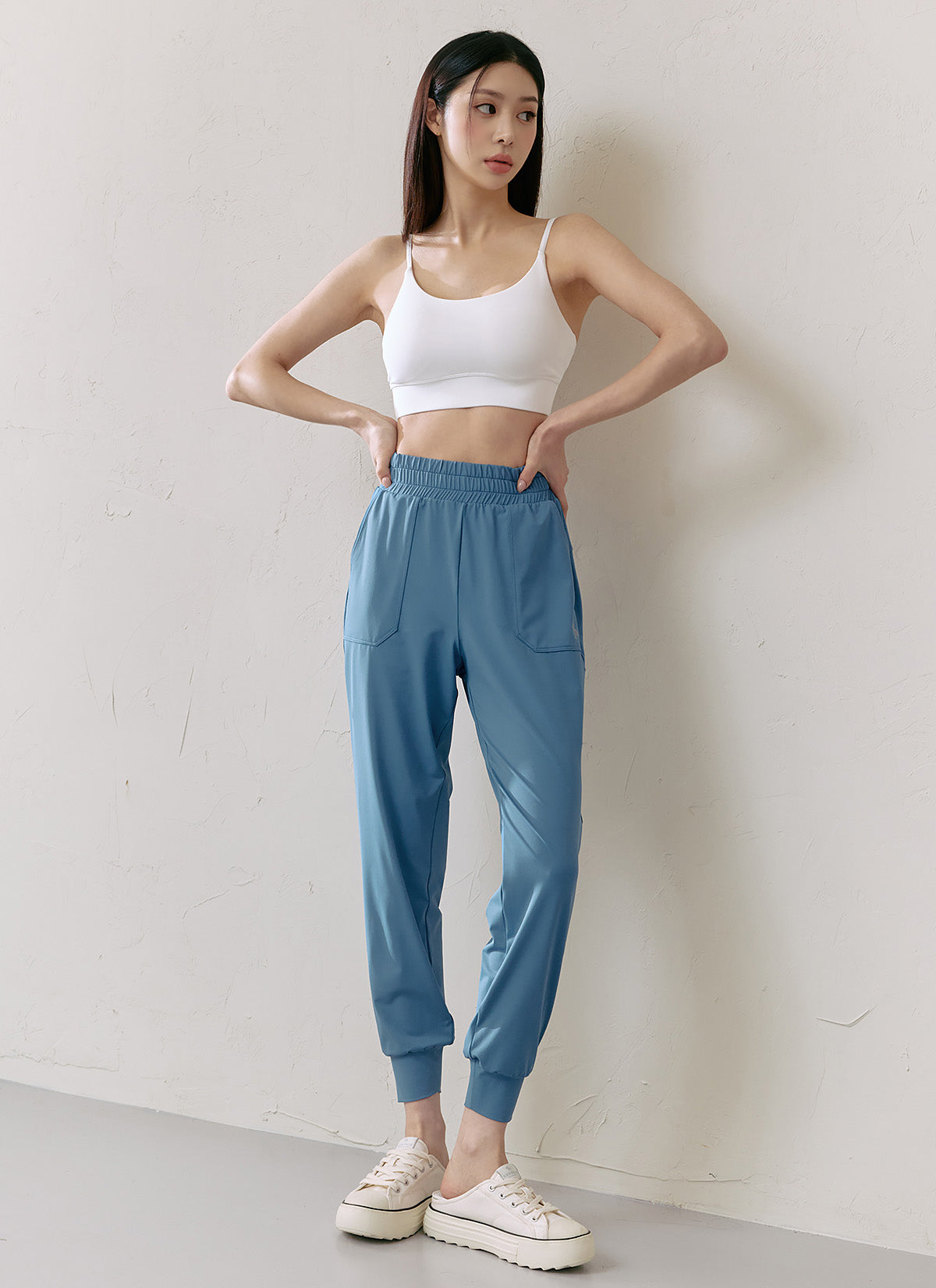 [Only New Member]Medium Feather In-Band Jogger Pants