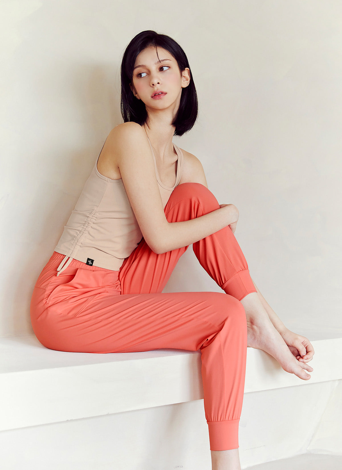 [Only New Member]Medium Feather In-Band Jogger Pants