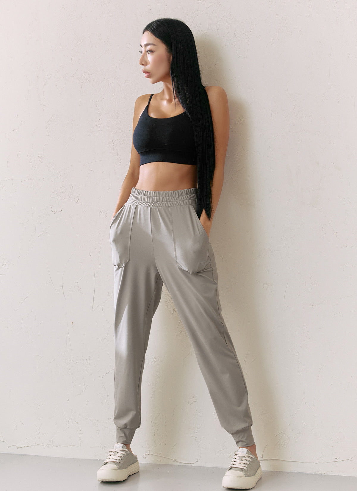 [Only New Member]Medium Feather In-Band Jogger Pants