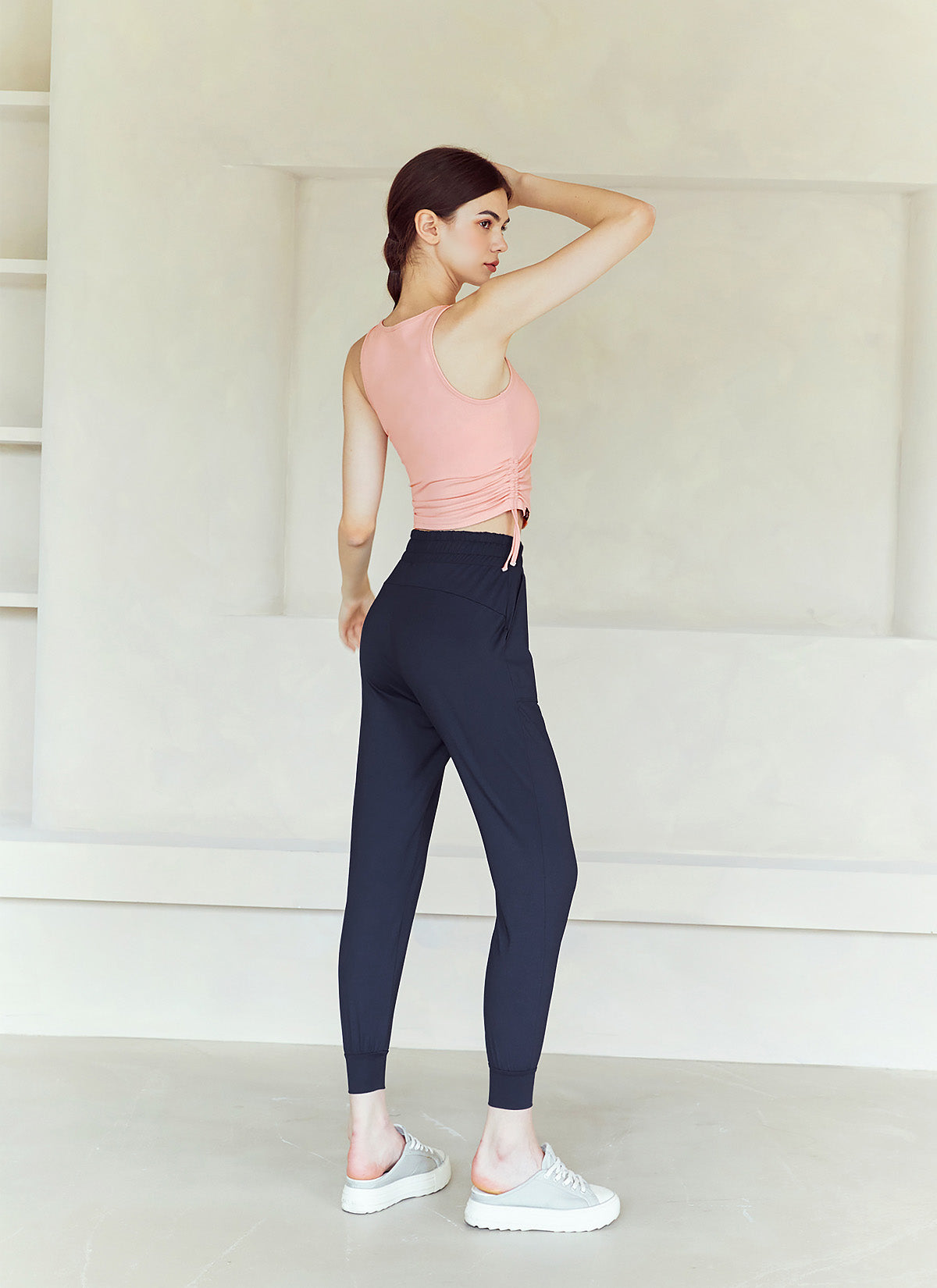 [Only New Member]Medium Feather In-Band Jogger Pants