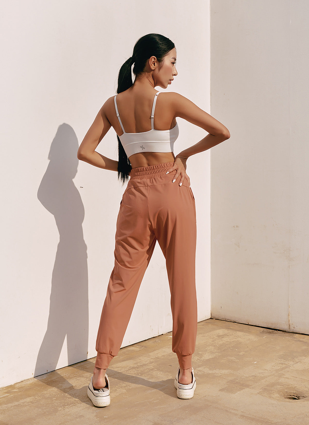[Only New Member]Medium Feather In-Band Jogger Pants