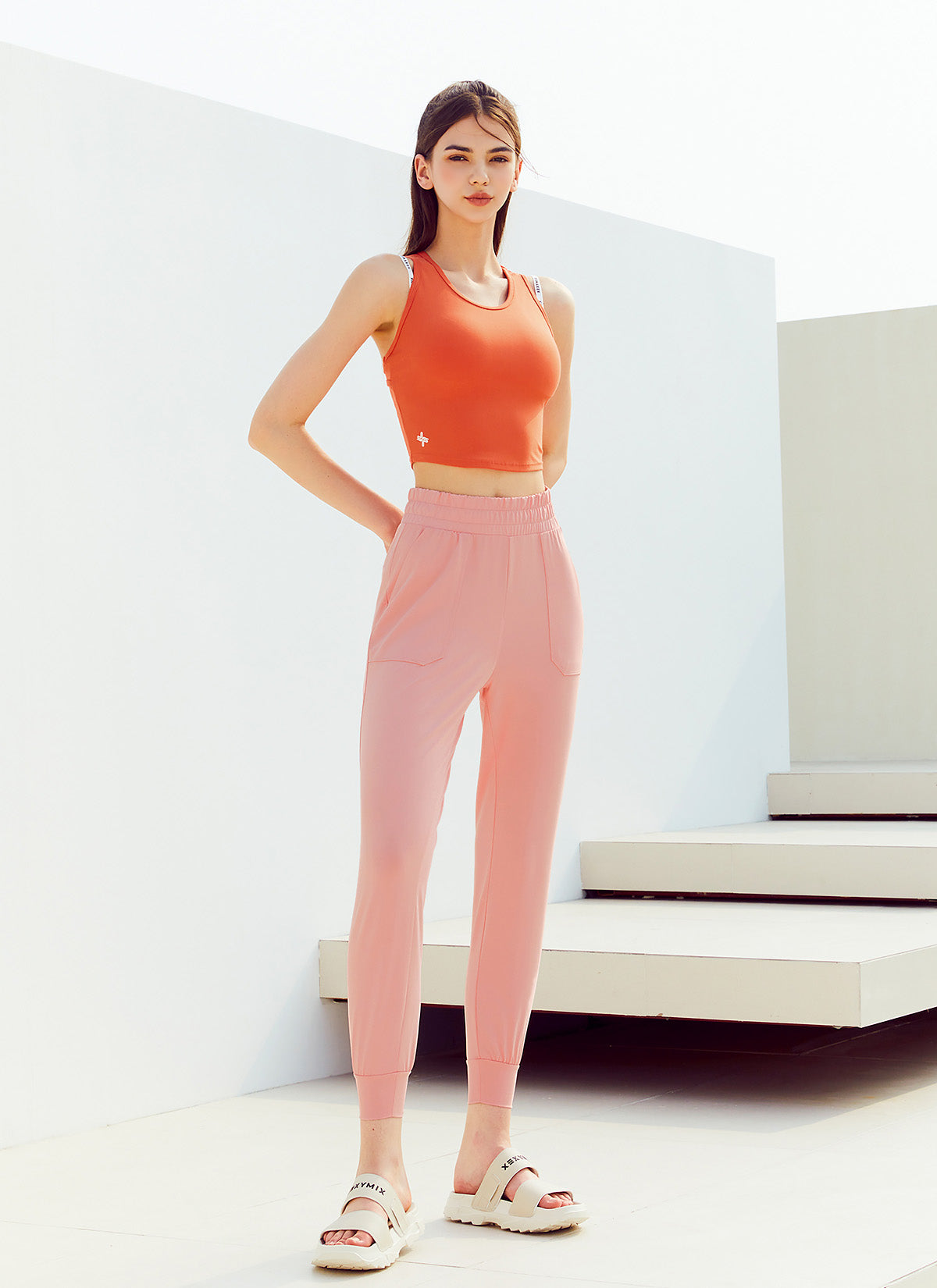 [Only New Member]Medium Feather In-Band Jogger Pants