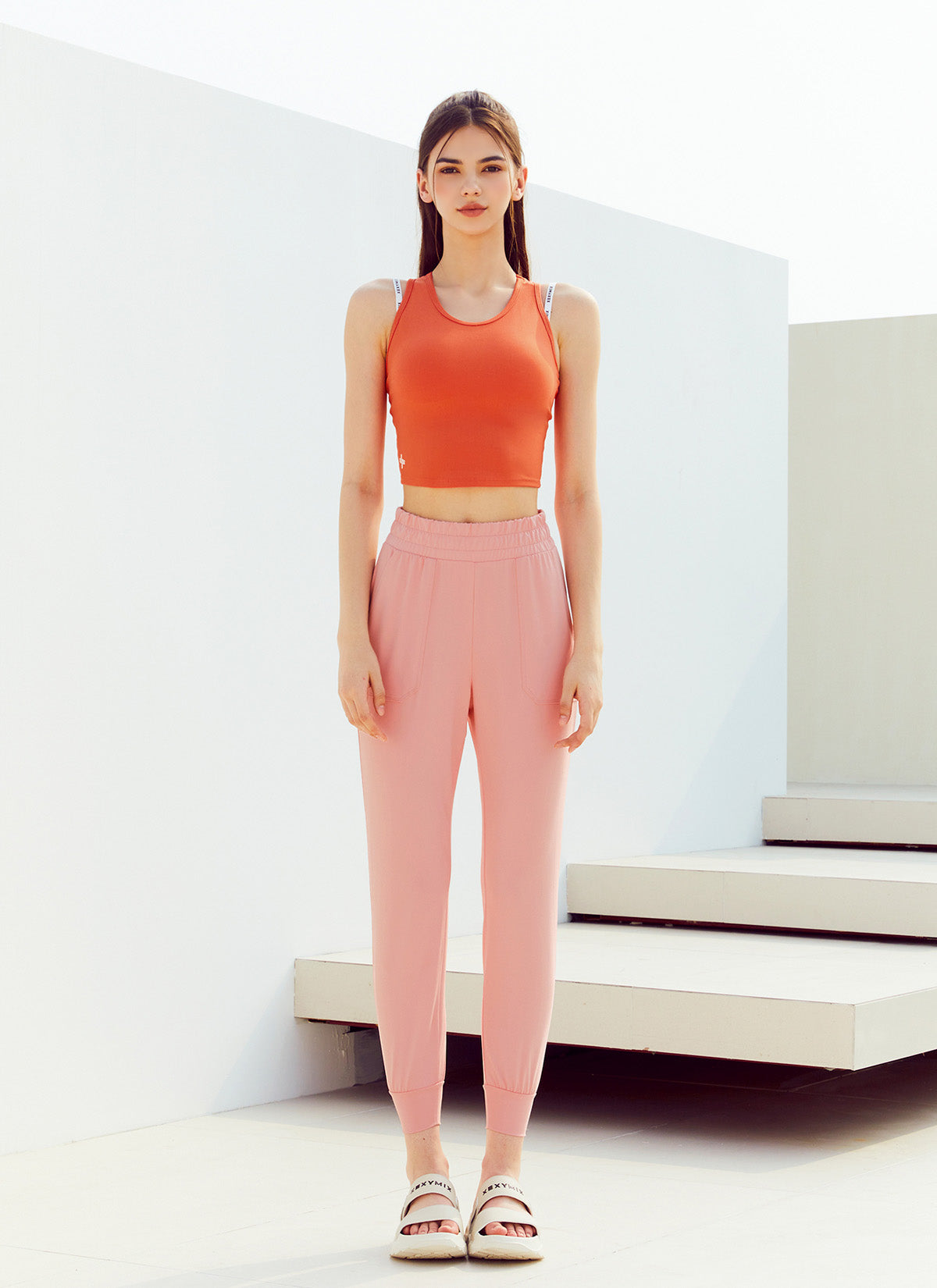 [Only New Member]Medium Feather In-Band Jogger Pants