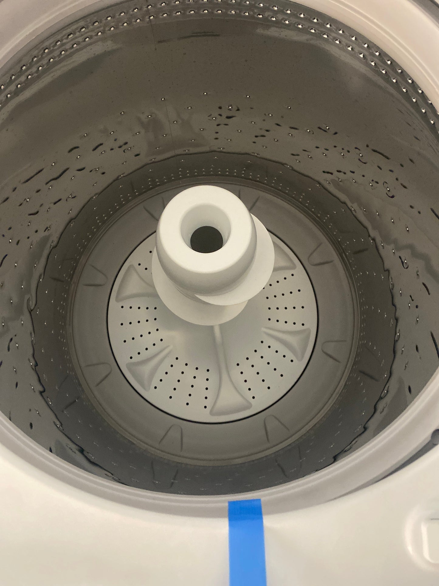 New!!! Amana Top Load Washer & 6.5 cu. ft. Natural Gas Dryer Set