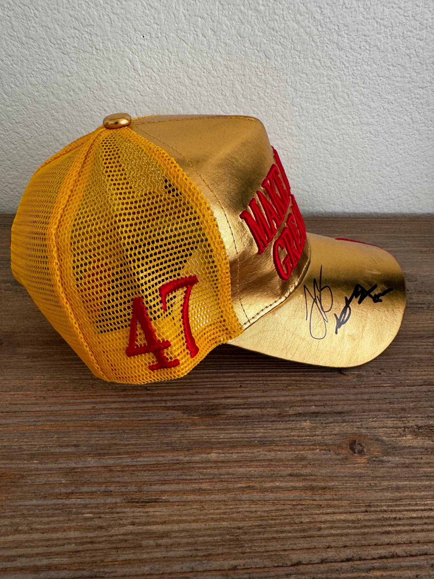 Make America Great Again Hat signed LeVeon Bell- Antonio Brown