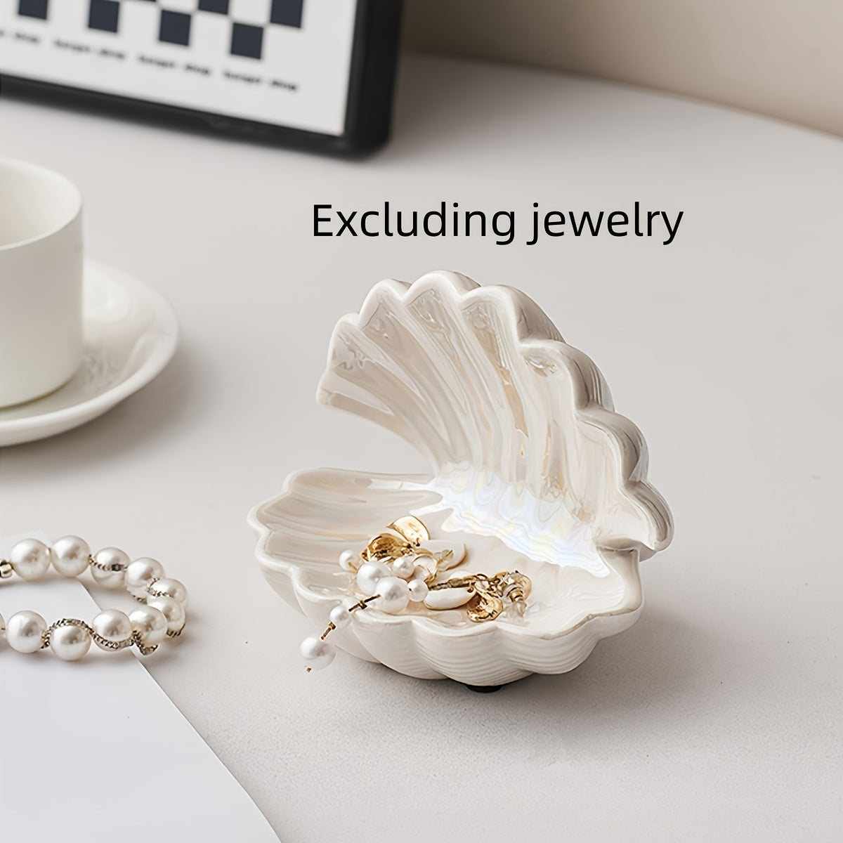Elegant Ceramic Shell Trinket Dish - DW8C
