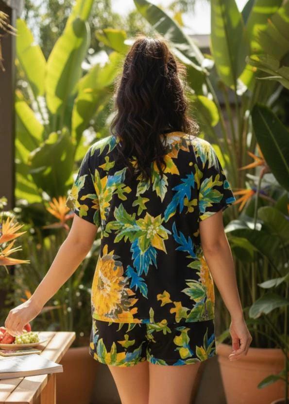 True Flower Child Vector Pajama Set - Whimsical Bohemian Loungewear for Artsy Dreamers