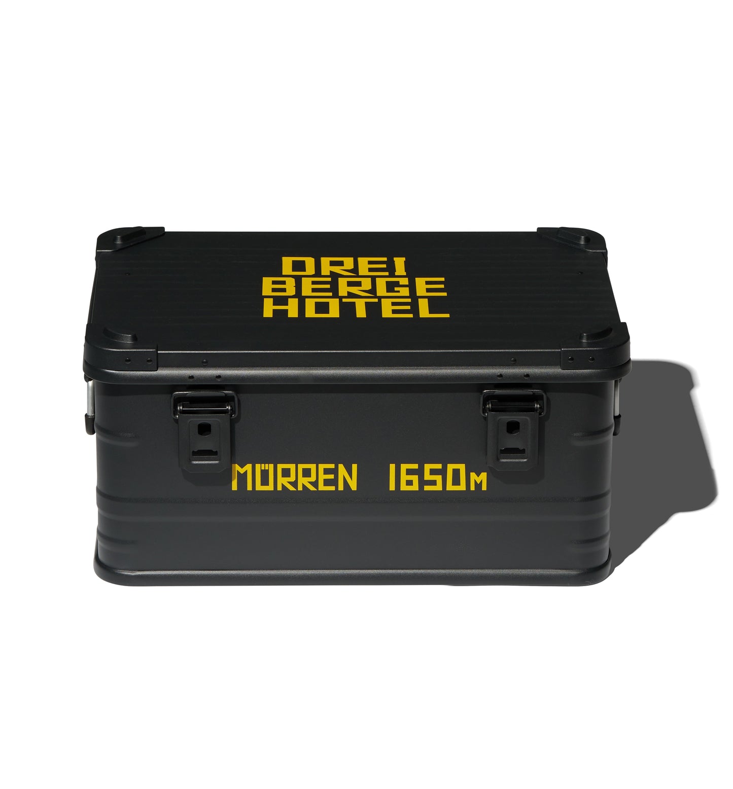 ARMY CASE DREI BERGE HOTEL