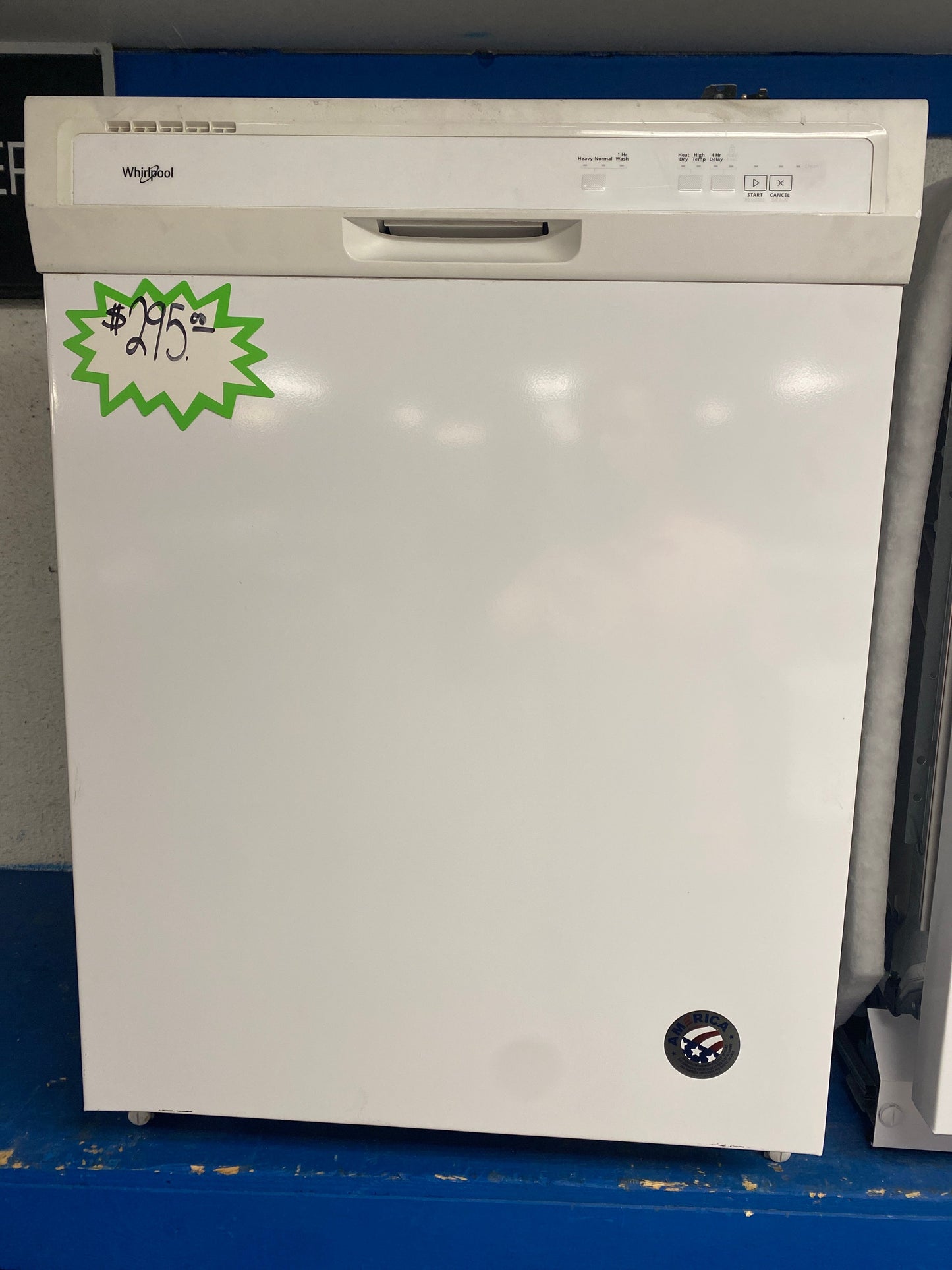 Whirlpool white 24” Front-Control Dishwasher
