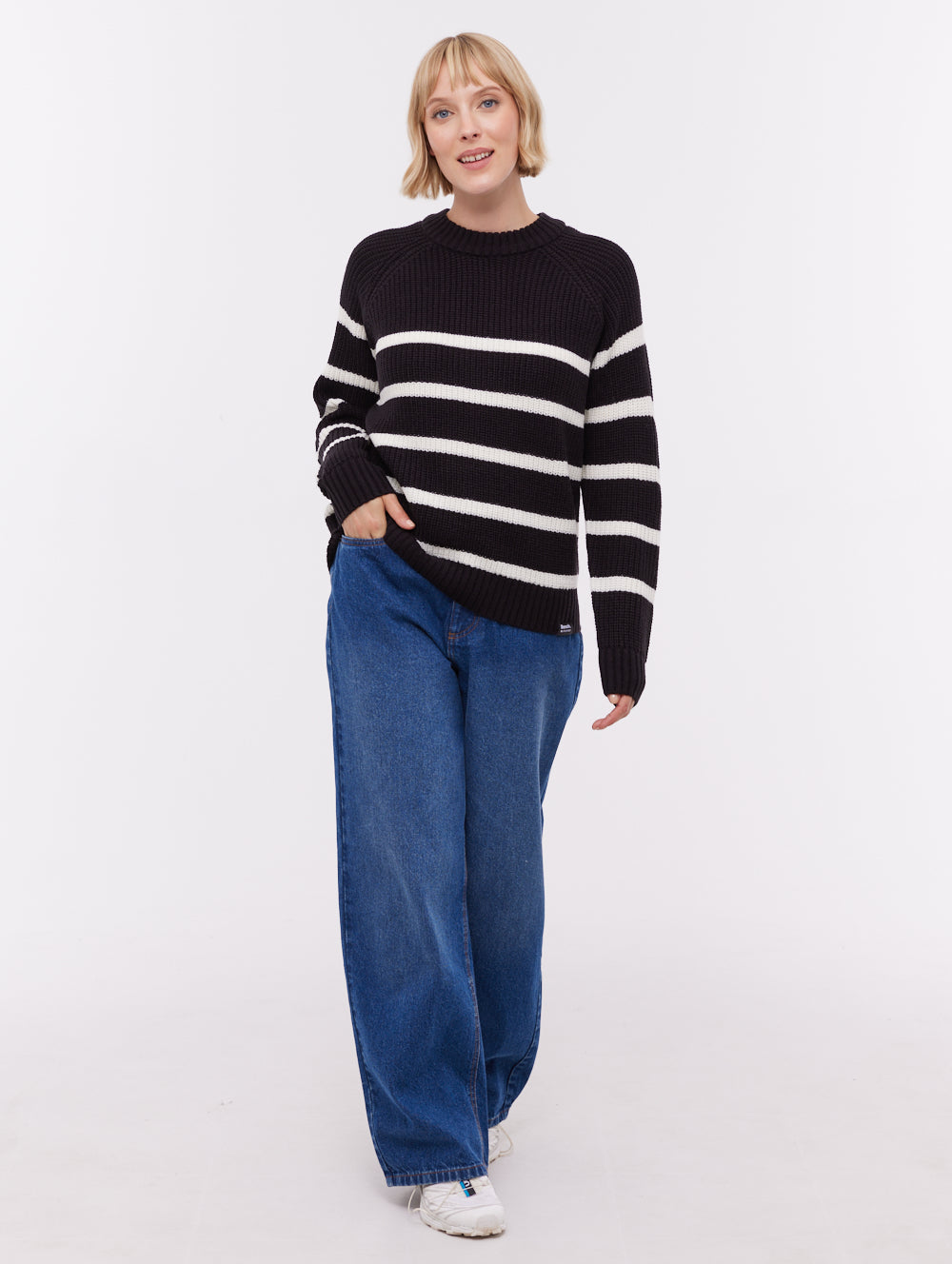 Lourine Striped Crew Neck Sweater - Black