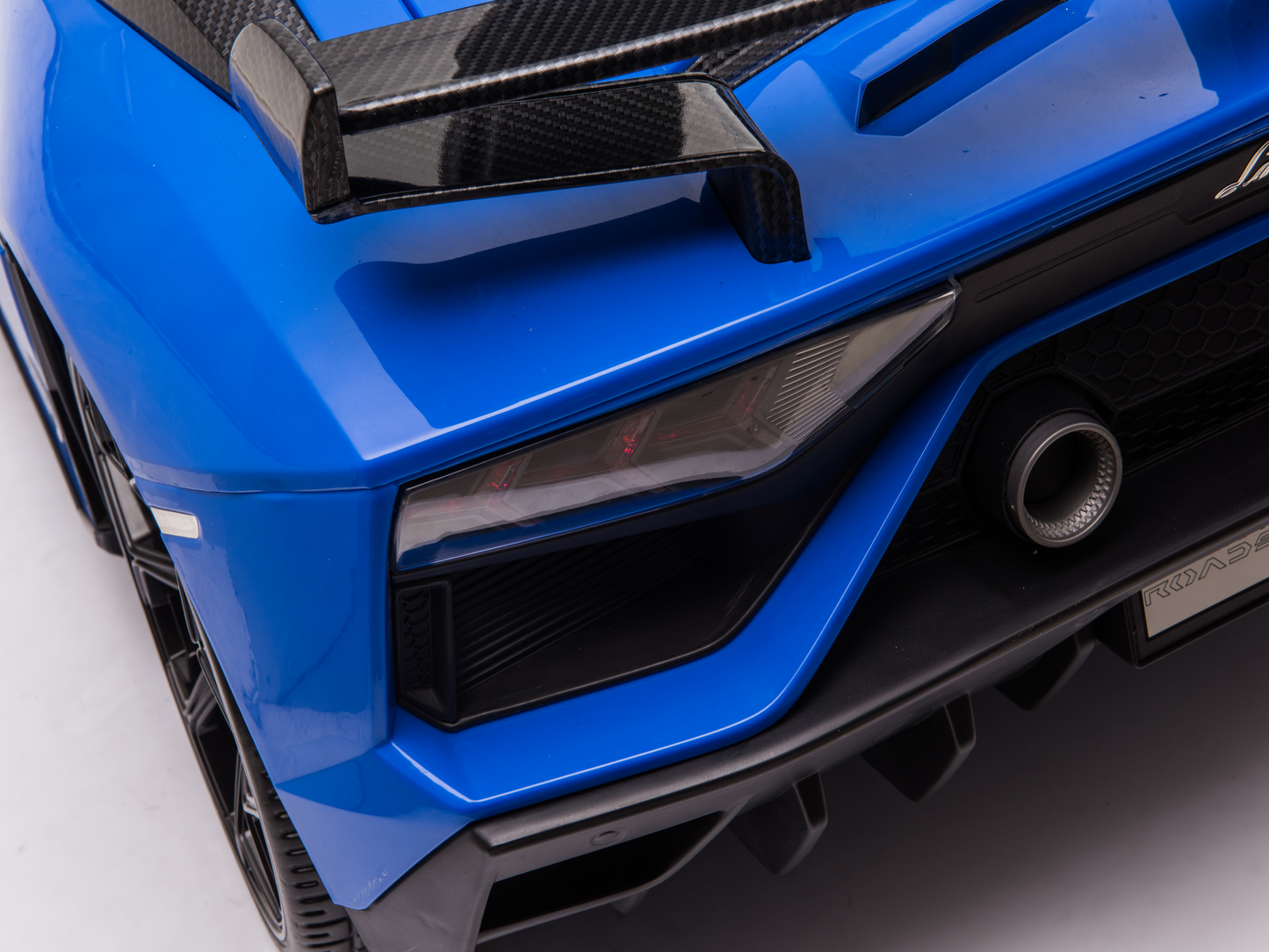 Magic Cars 2 Seater Lamborghini Aventador RC Ride On Car For Children Wireless Parental Control