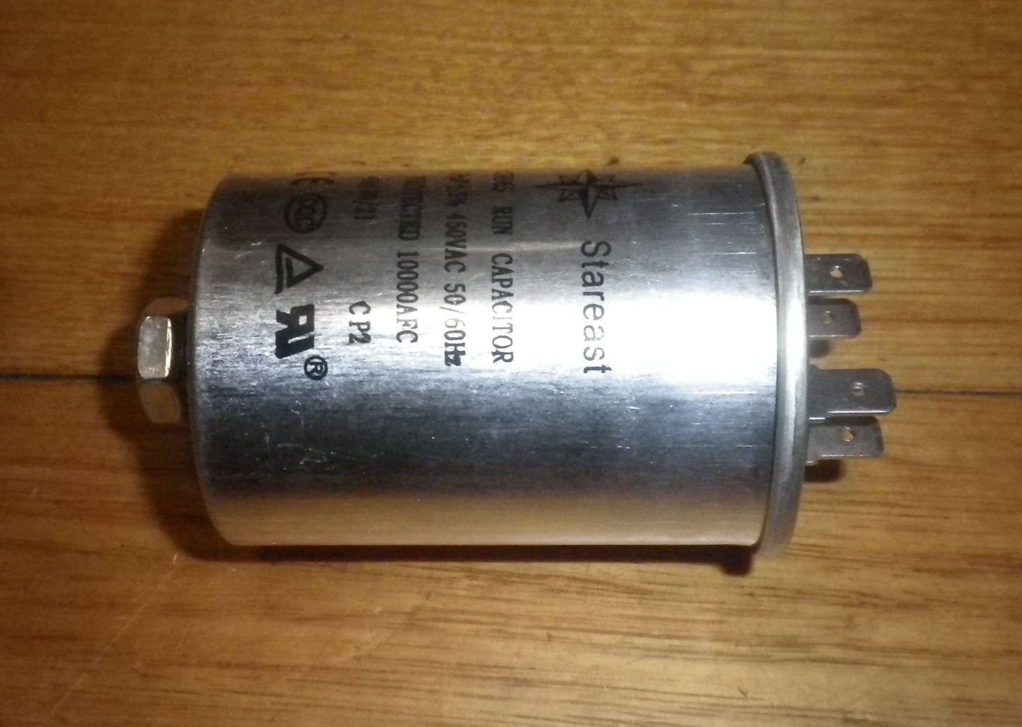 17uF 450Volt Motor Start Run Capacitor with Metal Body - CAP017A